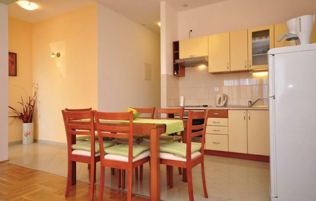 Apartment Orange Makarska Exterior photo