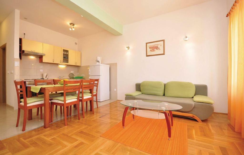 Apartment Orange Makarska Exterior photo